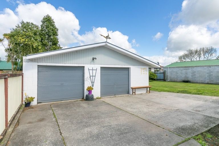 Photo of property in 37 Heath Street, St Andrews, Hamilton, 3200