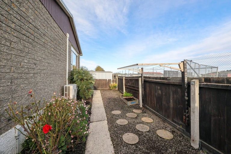 Photo of property in 41b Kirkcaldy Street, South Dunedin, Dunedin, 9012
