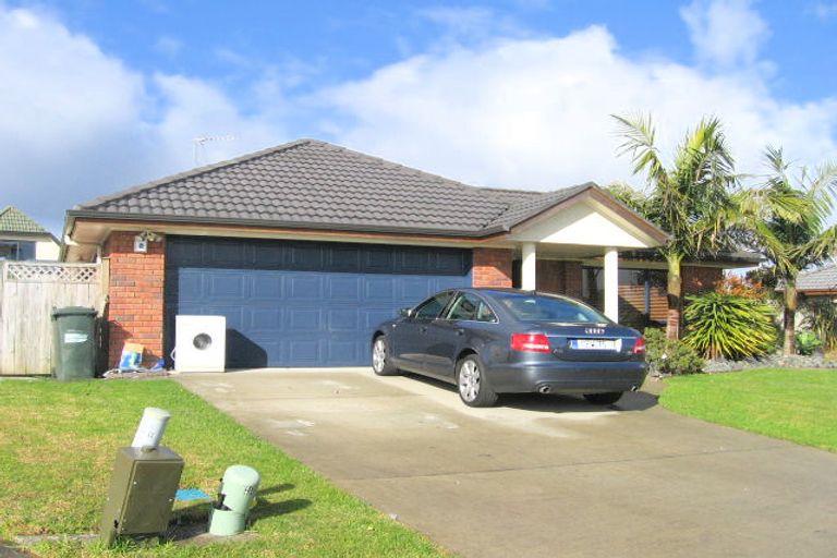 Photo of property in 7 Atworth Way, Burswood, Auckland, 2013