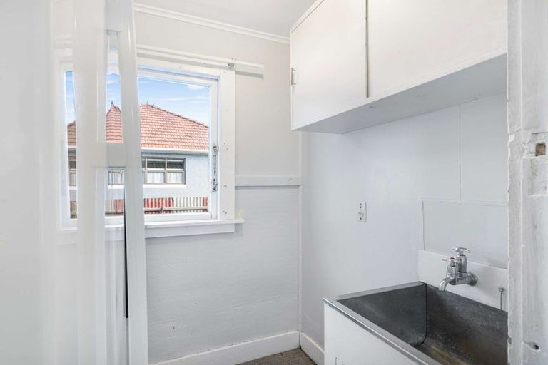 Photo of property in 6 Harper Street, Gonville, Whanganui, 4501