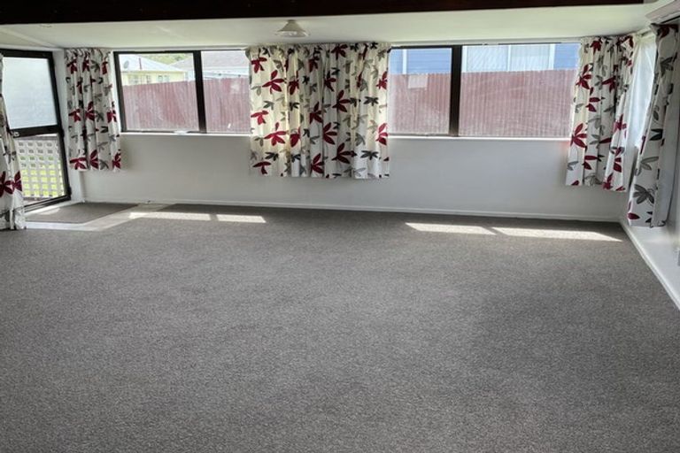 Photo of property in 95a Wilkie Crescent, Naenae, Lower Hutt, 5011