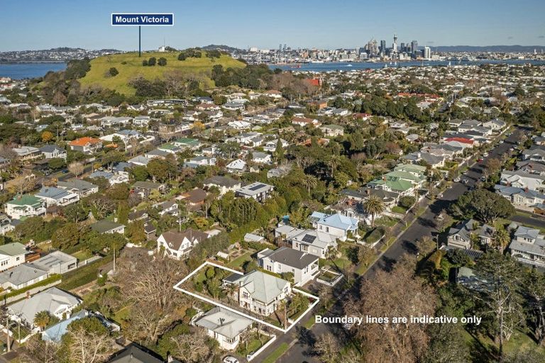 Photo of property in 5 Allenby Avenue, Devonport, Auckland, 0624