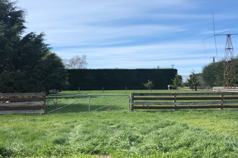 Photo of property in 26 Alice Street, Morven, Waimate, 7980