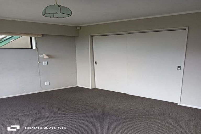 Photo of property in 64 Cypress Drive, Maungaraki, Lower Hutt, 5010