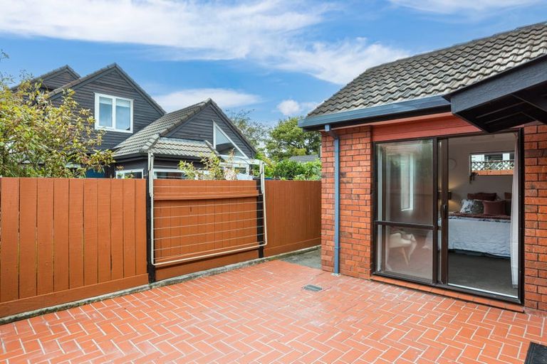 Photo of property in 86 Hautana Street, Woburn, Lower Hutt, 5010