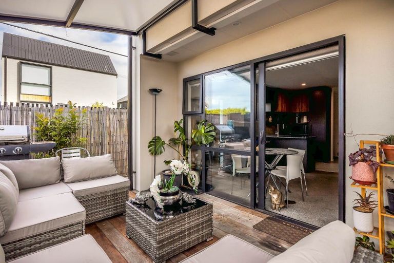 Photo of property in 10a Chatham Street, Addington, Christchurch, 8024