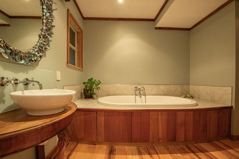 Photo of property in 81 Clifford Road, Johnsonville, Wellington, 6037