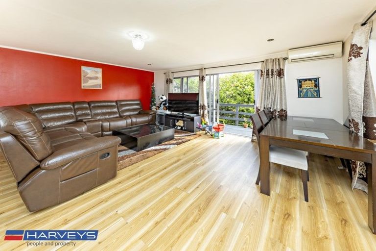 Photo of property in 2/9 Abelia Place, Papatoetoe, Auckland, 2025