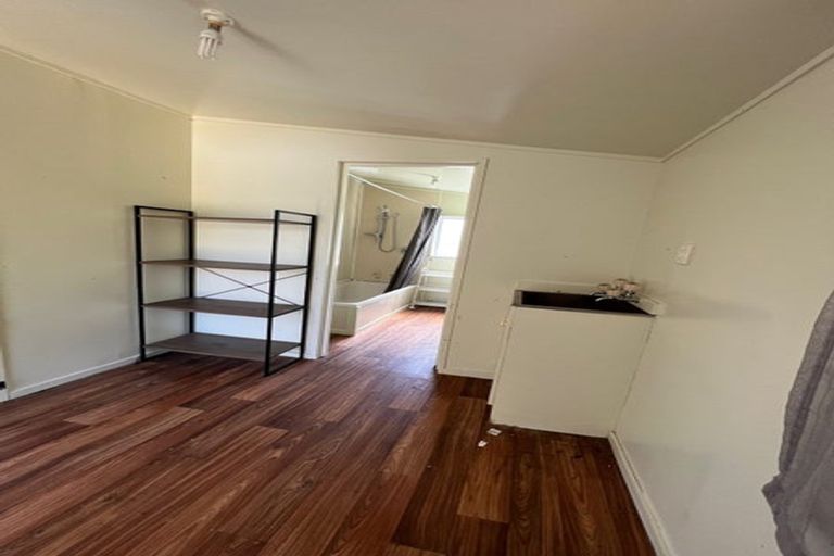 Photo of property in 94 Arahura Crescent, Waitangirua, Porirua, 5024