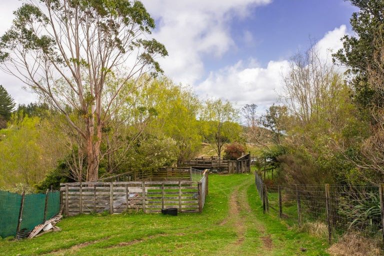 Photo of property in 2171 Parikanapa Road, Tiniroto, Manutuke, 4078