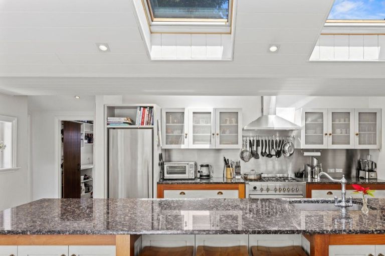 Photo of property in 21 Anglesea Street, Arrowtown, 9302