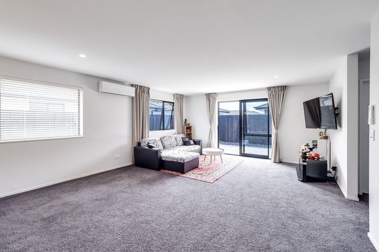 Photo of property in 43 Rannoch Drive, Yaldhurst, Christchurch, 8042