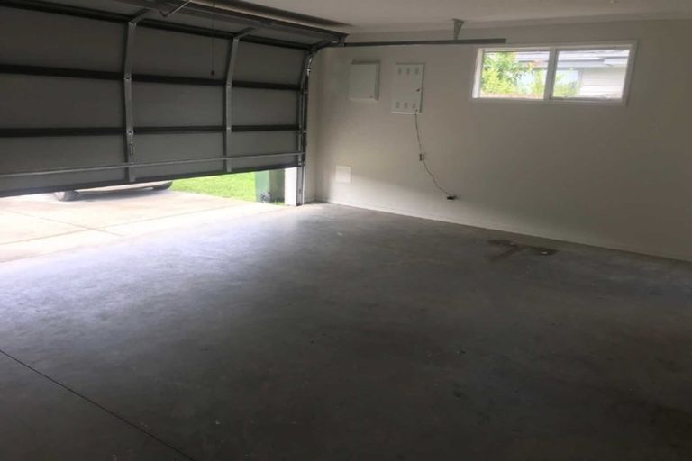 Photo of property in 17 Lamborn Drive, Papakura, 2110