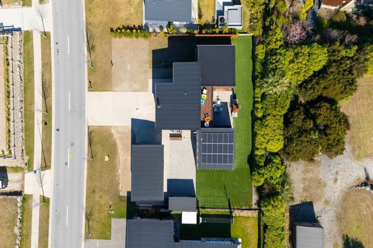 Photo of property in 65 Infinity Drive, Wanaka, 9305