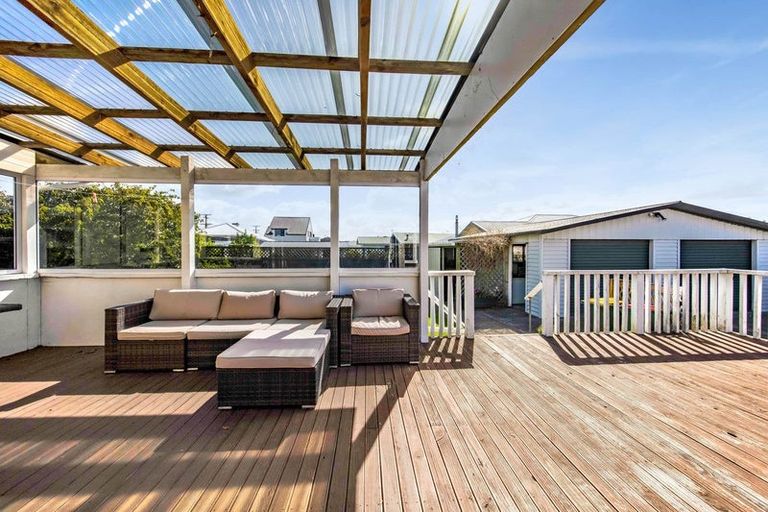 Photo of property in 45 Wilson Street, Hawera, 4610