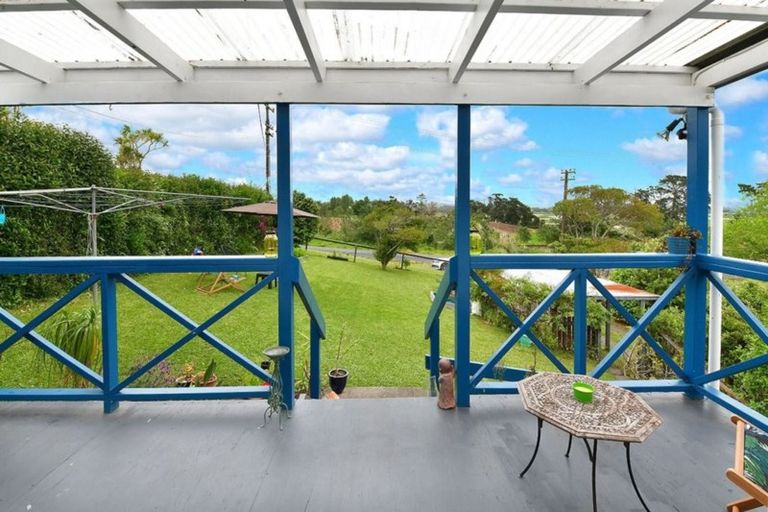 Photo of property in 27a Mangakura Road, Helensville, 0800