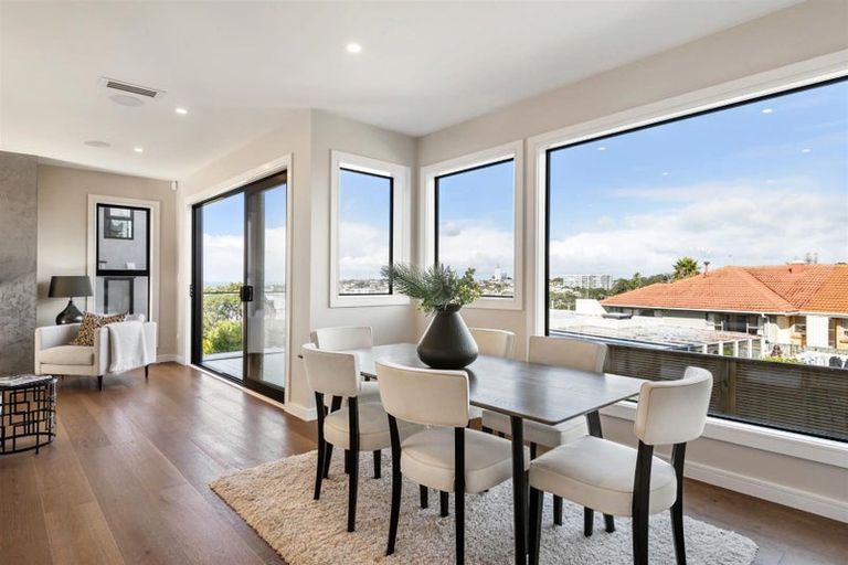 Photo of property in 20 Beach Road, Castor Bay, Auckland, 0620