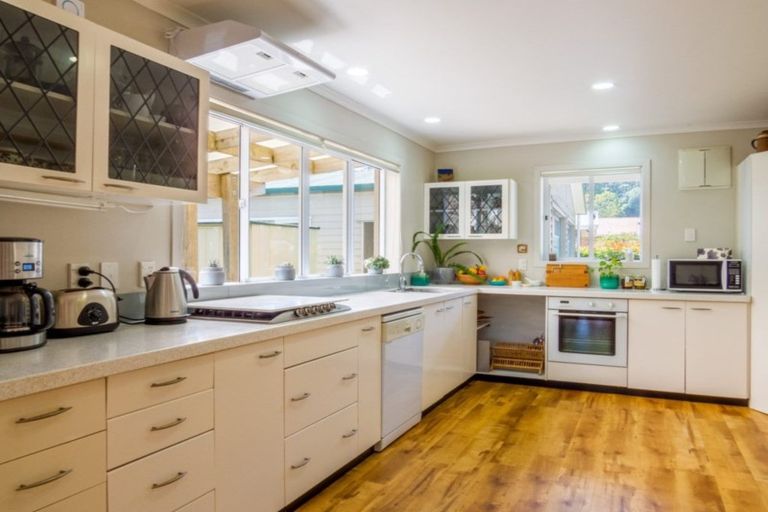 Photo of property in 10 Lakeview Place, Whakatane, 3120