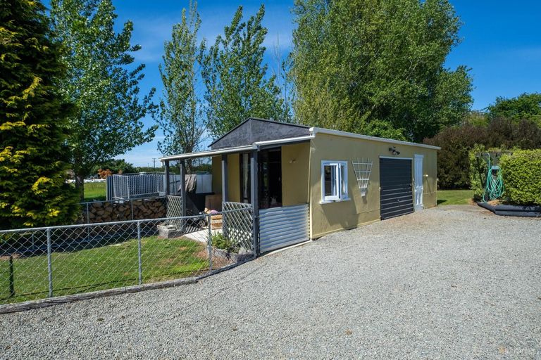 Photo of property in 5 Painstown Road, Waimate, 7978