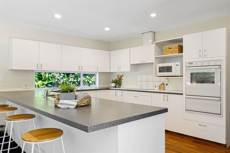 Photo of property in 3 Jamell Place, Avonhead, Christchurch, 8042