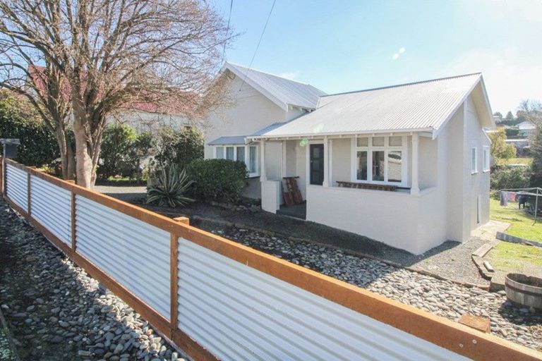 Photo of property in 44 Arun Street, South Hill, Oamaru, 9400