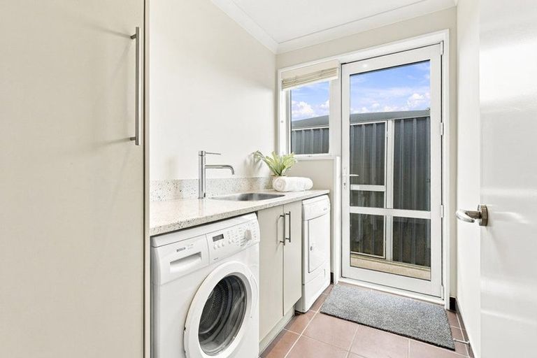 Photo of property in 77e Yaldhurst Road, Sockburn, Christchurch, 8042