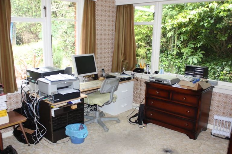 Photo of property in 1 Hellyer Street, Macandrew Bay, Dunedin, 9014