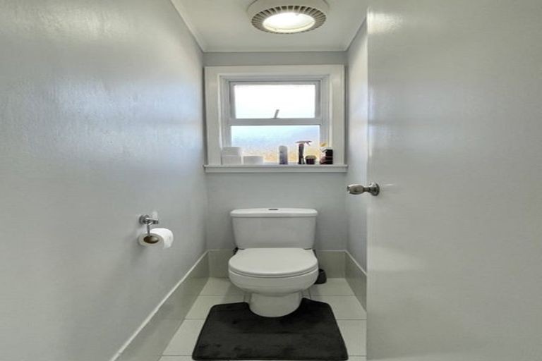 Photo of property in 27 Rimu Street, Naenae, Lower Hutt, 5011