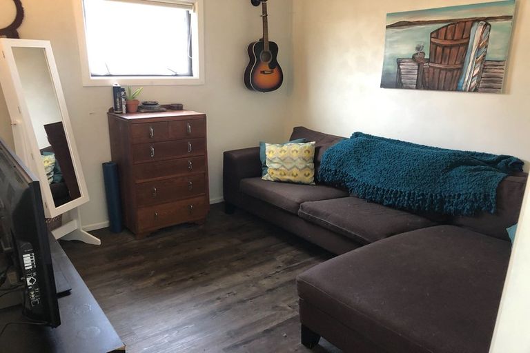 Photo of property in 63 Brois Street, Frankleigh Park, New Plymouth, 4310