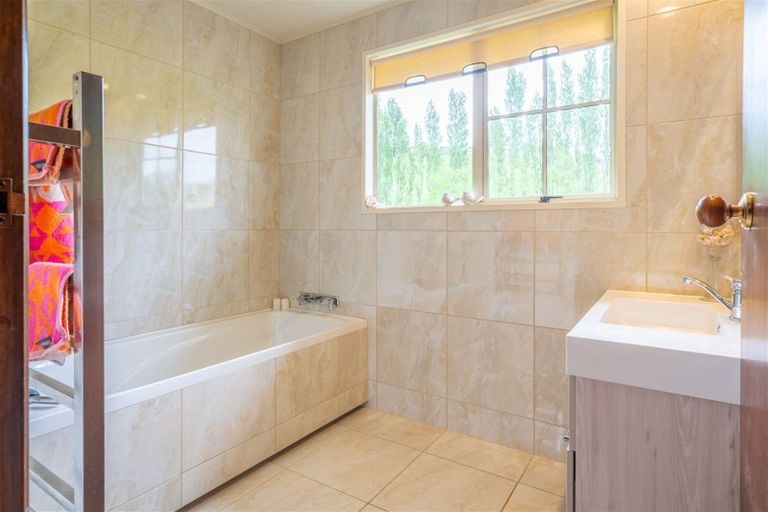 Photo of property in 312 Oamaru-alma Road, Alma, Oamaru, 9491