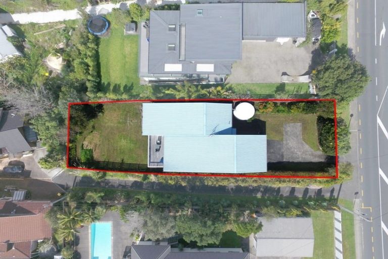 Photo of property in 98 Vipond Road, Stanmore Bay, Whangaparaoa, 0932