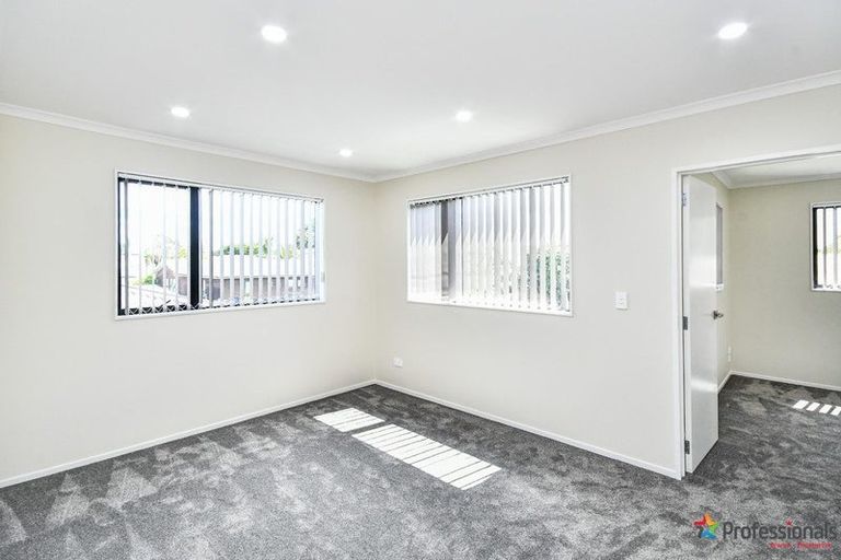 Photo of property in 4a Romney Place, Manurewa, Auckland, 2102