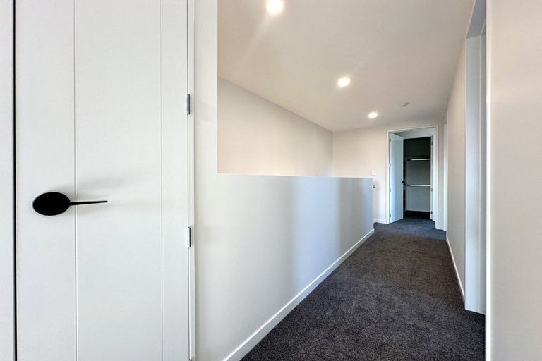 Photo of property in 32 Papai Lane, Massey, Auckland, 0614
