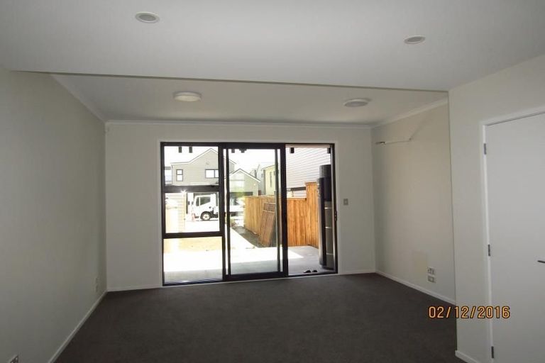 Photo of property in 20 Tuatua Road, Hobsonville, Auckland, 0616