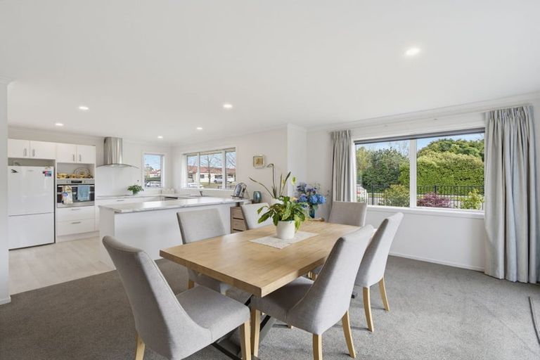 Photo of property in 1a Clifford Place, Amberley, 7410