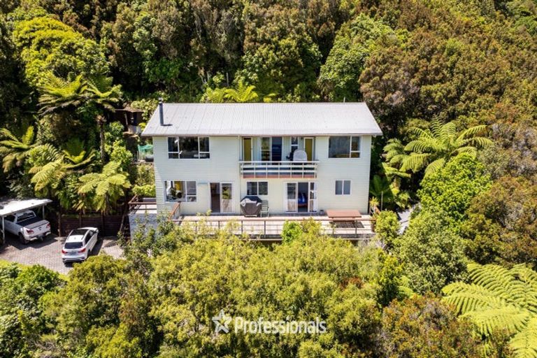Photo of property in 151 Kamahi Street, Stokes Valley, Lower Hutt, 5019