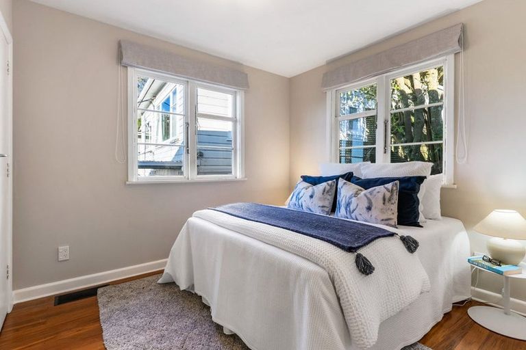 Photo of property in 61 Farnham Street, Mornington, Wellington, 6021