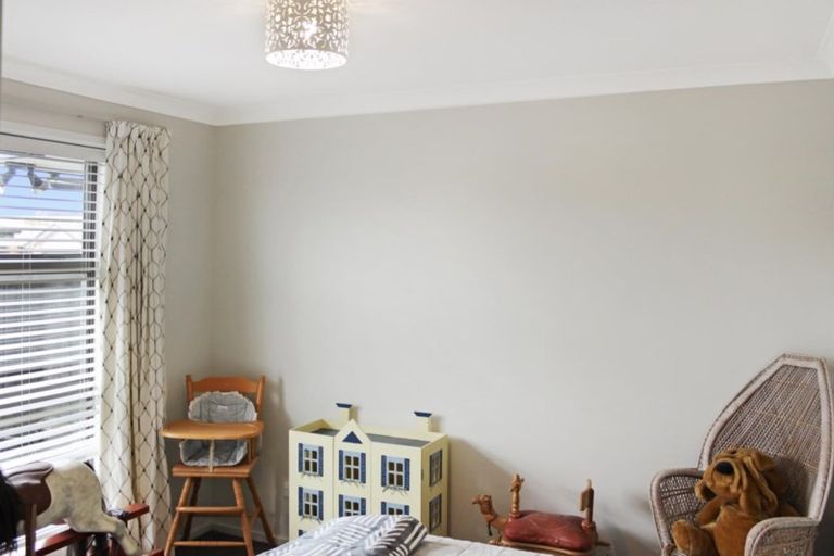 Photo of property in 10 Lockwood Street, Halswell, Christchurch, 8025