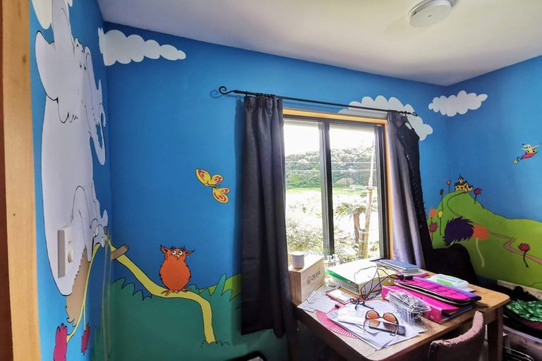 Photo of property in 27 Golden Bay Road, Halfmoon Bay / Oban, Stewart Island, 9818