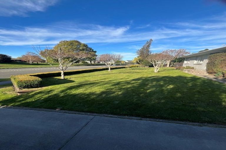 Photo of property in 37 Vanguard Drive, Broomfield, Christchurch, 8042