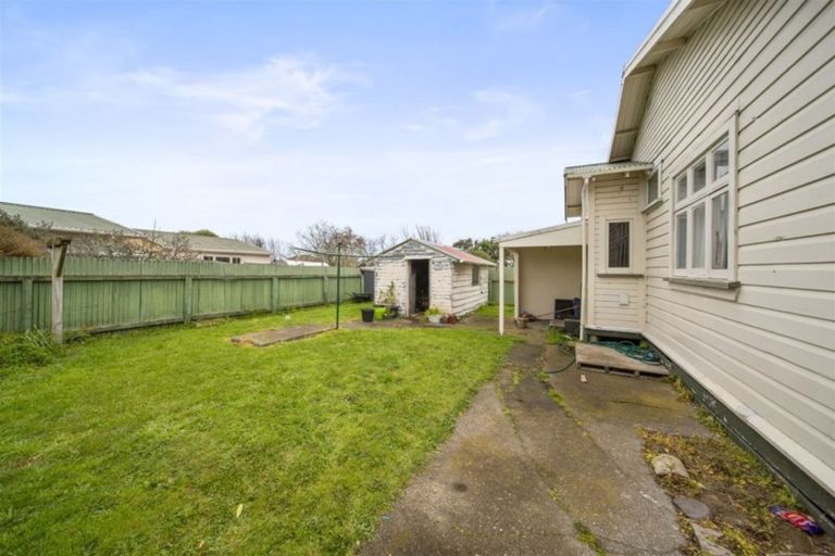Photo of property in 8 Collins Street, Hawera, 4610