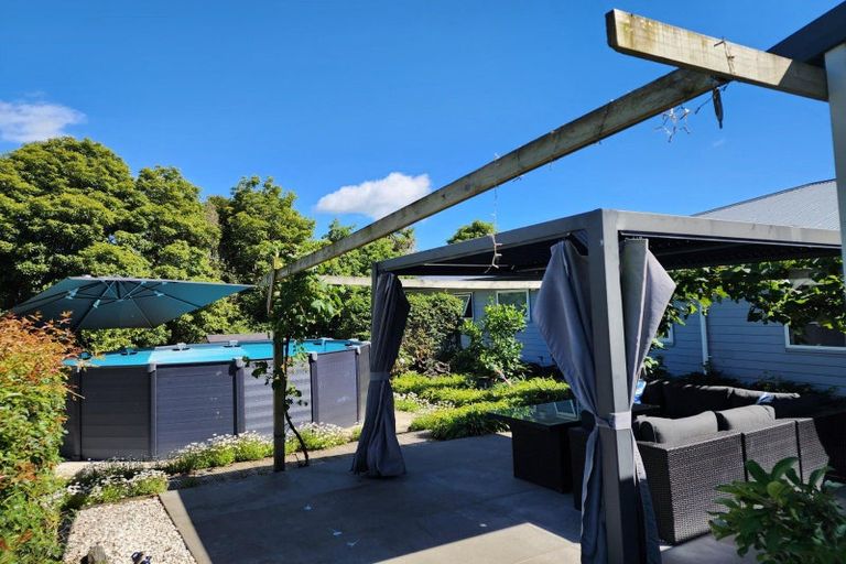 Photo of property in 1098 Queen Street East, Levin, 5571