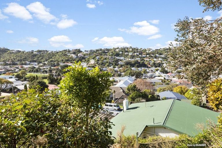 Photo of property in 101 Miramar North Road, Miramar, Wellington, 6022