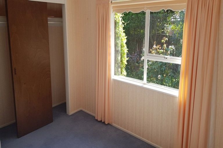 Photo of property in 17 Awanui Drive, Waikanae, 5036