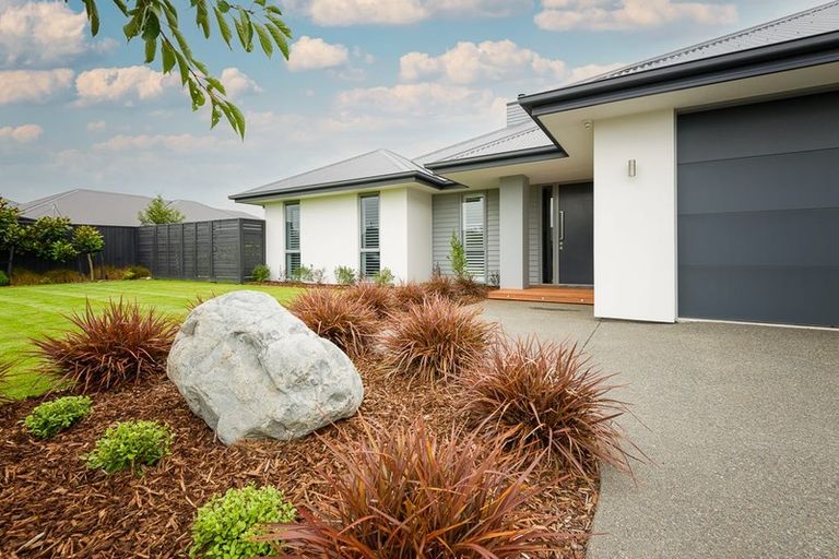 Photo of property in 3 Westmere Mews, West Melton, 7618
