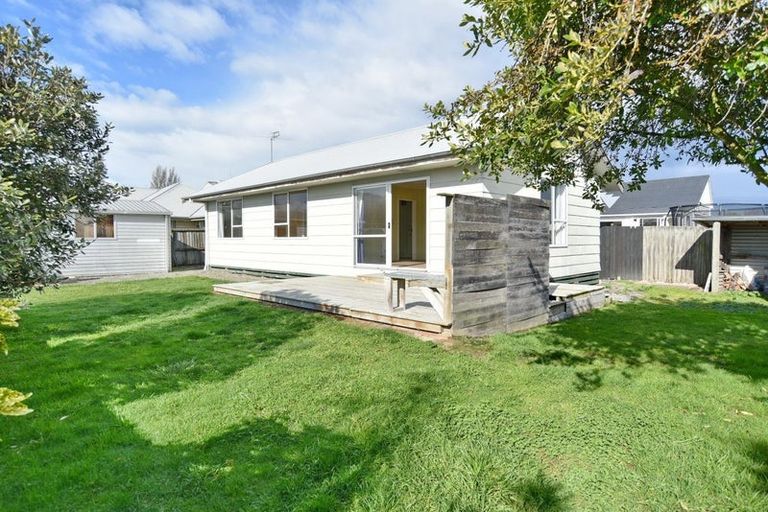 Photo of property in 49 Richill Street, Belfast, Christchurch, 8051