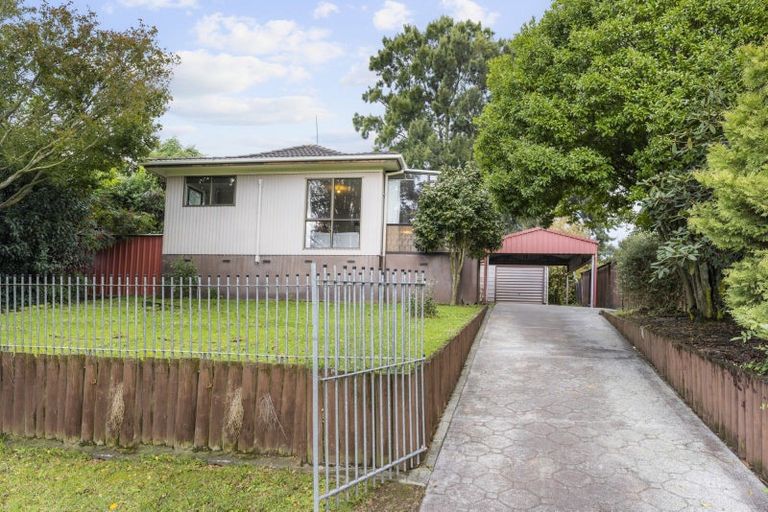 Photo of property in 17 Matipo Crescent, Pukete, Hamilton, 3200