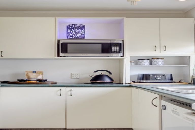 Photo of property in 4 Sedgebrook Street, Whanganui East, Whanganui, 4500