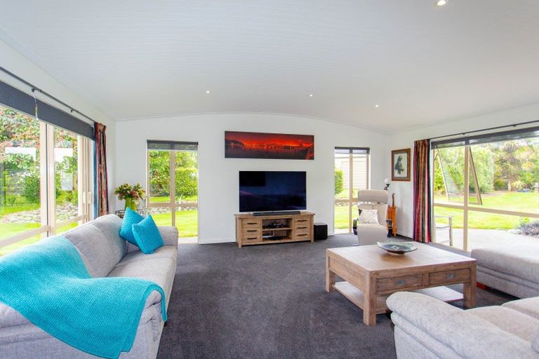 Photo of property in 31 Western Line, Brunswick, Whanganui, 4571