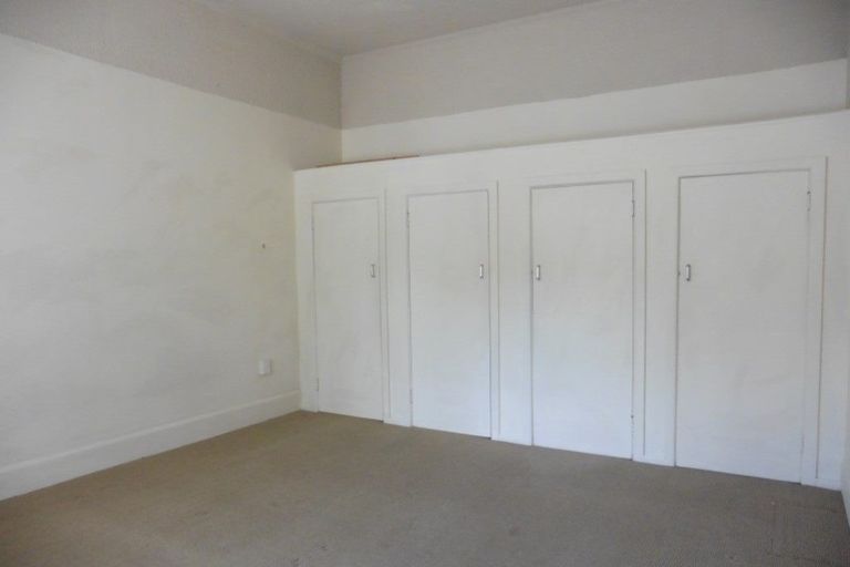 Photo of property in 4 Burlington Road, Hospital Hill, Napier, 4110